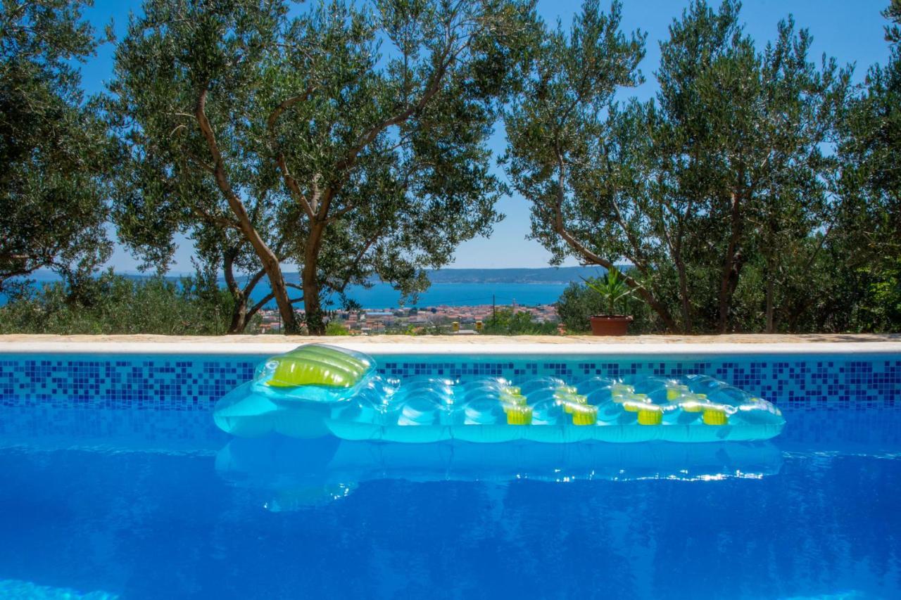 Plum Holiday Home Kaštel Stari Eksteriør bilde