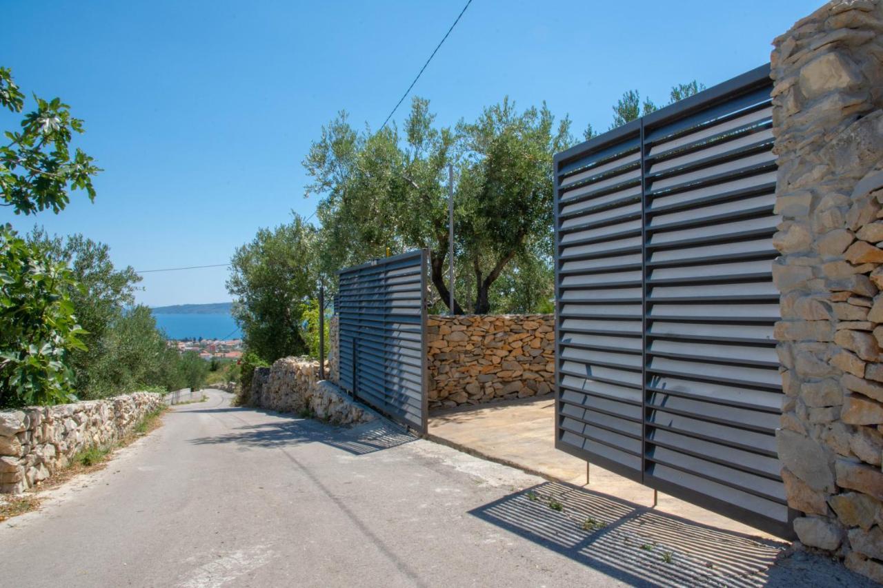 Plum Holiday Home Kaštel Stari Eksteriør bilde