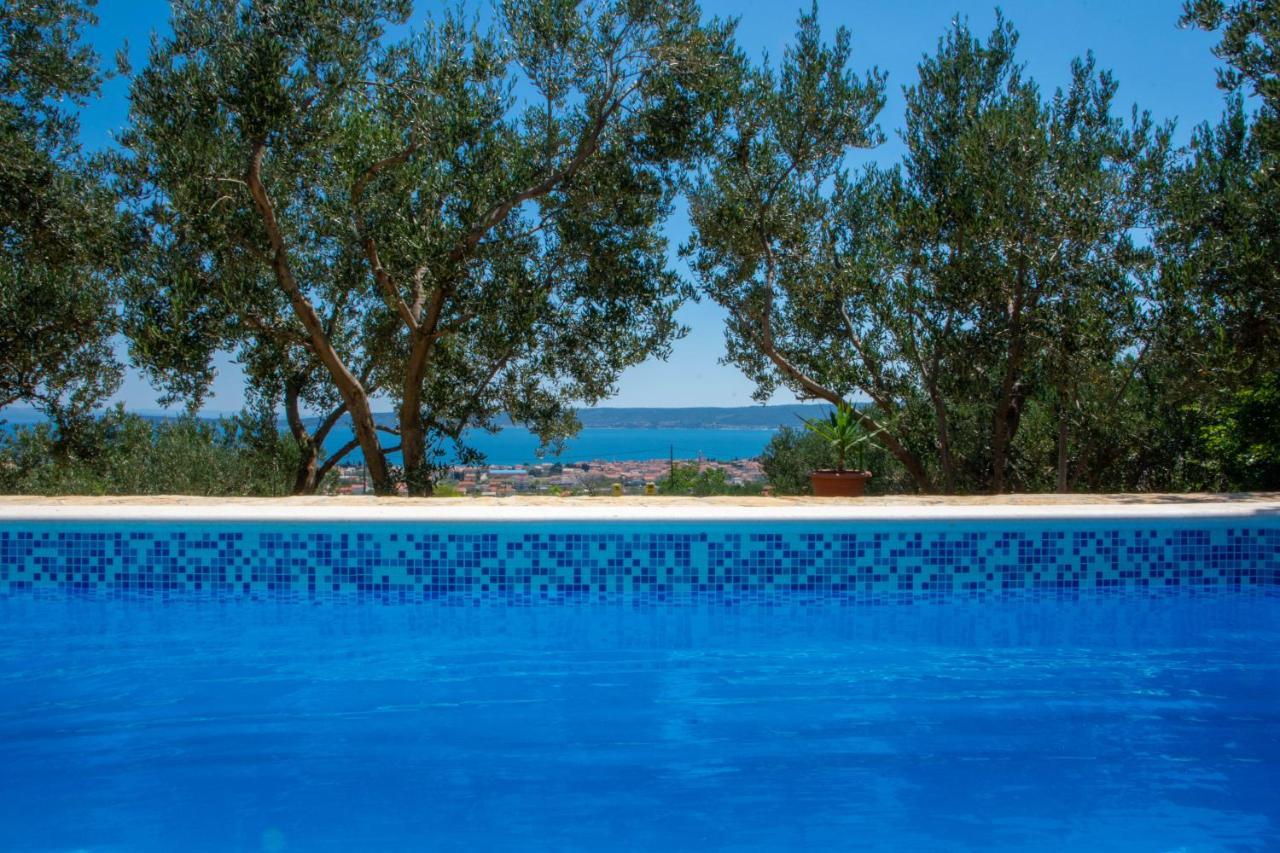Plum Holiday Home Kaštel Stari Eksteriør bilde