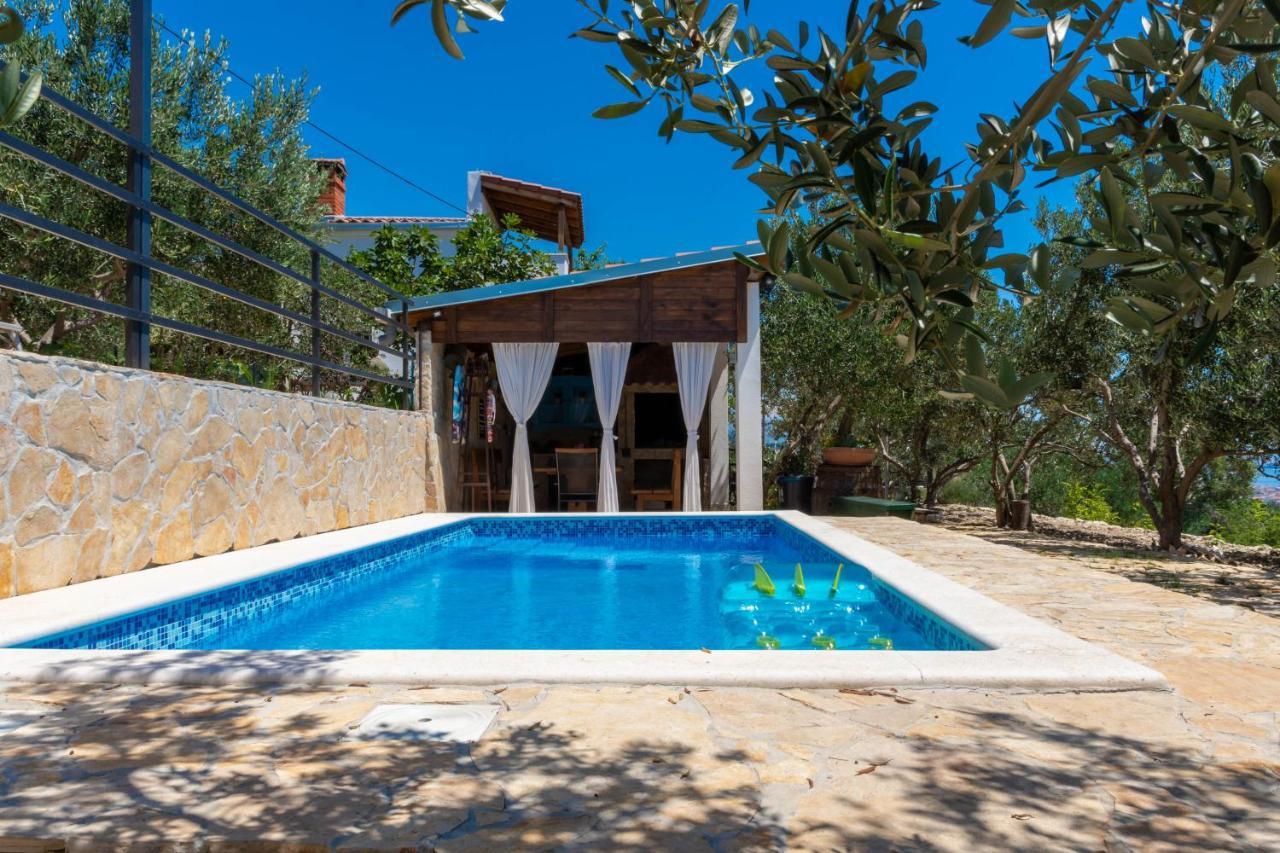 Plum Holiday Home Kaštel Stari Eksteriør bilde